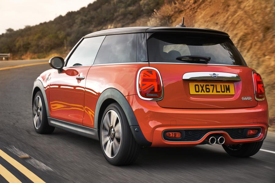  Mini Cooper S (F56) 2018 года  (WW) (фото 40 из 196)